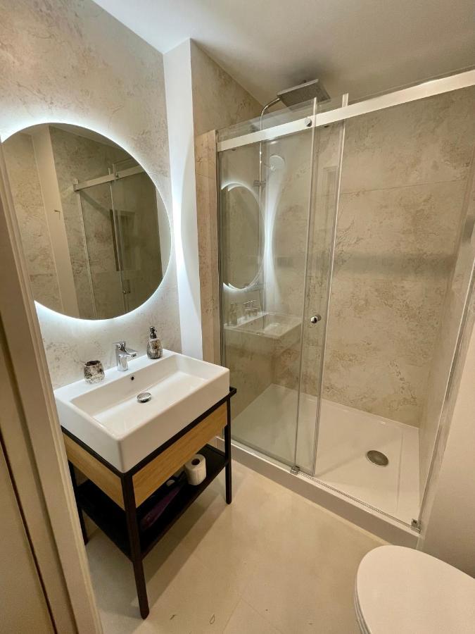 Boutique Apartments - Old Town 120M2 - Private Underground Parking - Wrocław Eksteriør billede