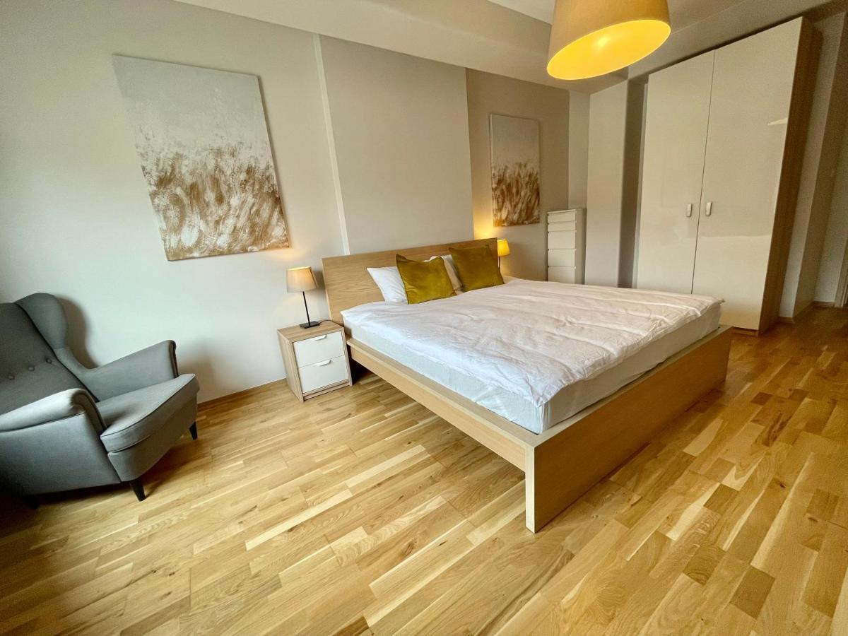 Boutique Apartments - Old Town 120M2 - Private Underground Parking - Wrocław Eksteriør billede
